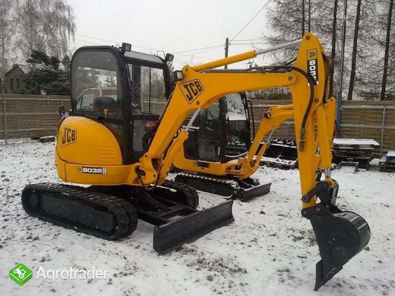JCB 8032 zts rocznik: 2003 --- koparkikrakow.pl - zdjęcie 3