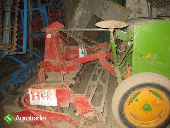 Agregat uprawowo-siewny